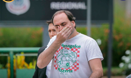 “Estamos-todos-exaustos”,-diz-Carlos-Bolsonaro-após-nova-cirurgia-de-Jair-Bolsonaro_