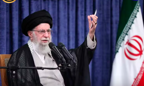 Inflação,-crise-econômica-e-guerra-impulsionam-protestos-no-Irã-que-já-registram-mortos _