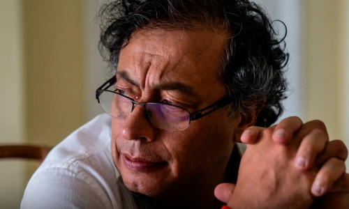 Petro-diz-que-população-deve-“tomar-o-poder”-se-ele-sofrer-violência (1)