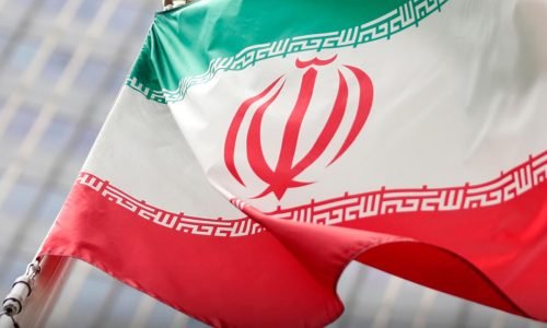 protestos no irã explodem 500 mortos e regime enfrenta maior ameaça em décadas