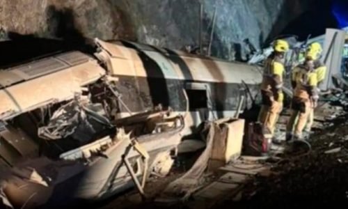 tragédia em trilhos 39 mortos na espanha! (1)